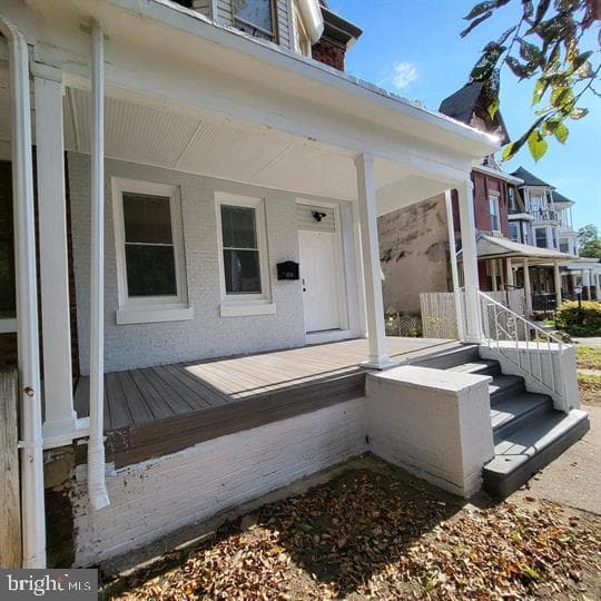 4551 Pulaski Avenue photo 4