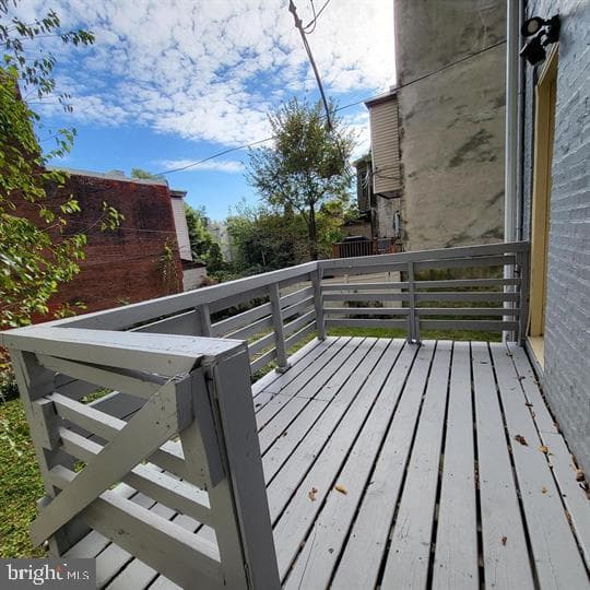 4551 Pulaski Avenue photo 43