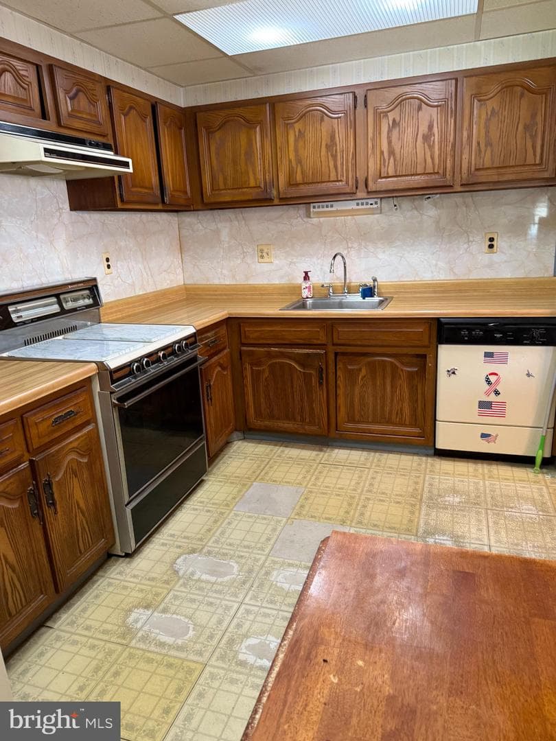 12018 Academy Road photo 7