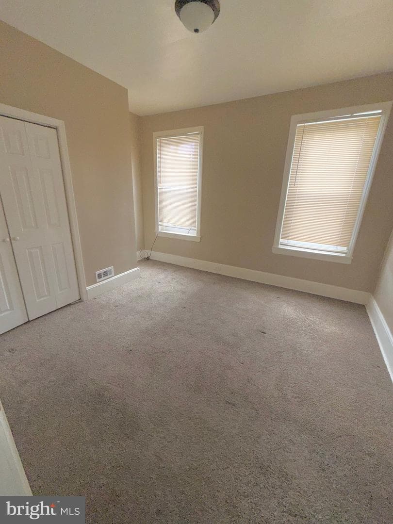 2735 N Sydenham Street photo 12