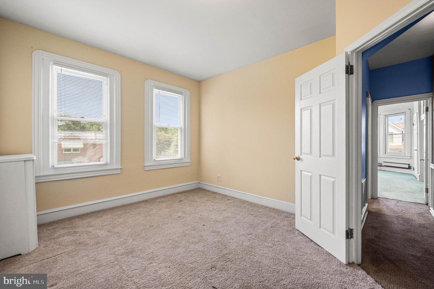300 Gilham Street photo 14