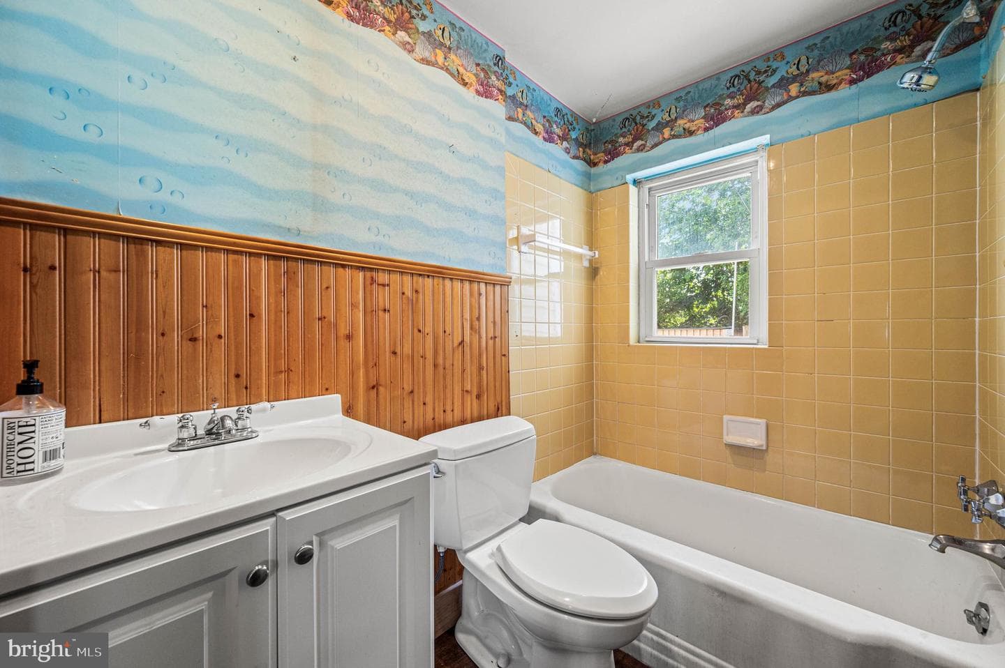 300 Gilham Street photo 16