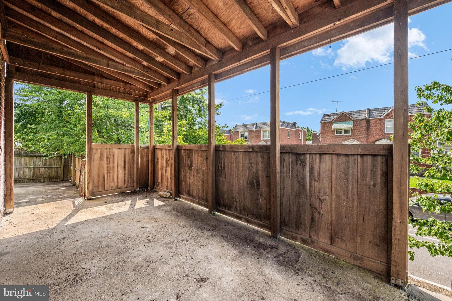 300 Gilham Street photo 21