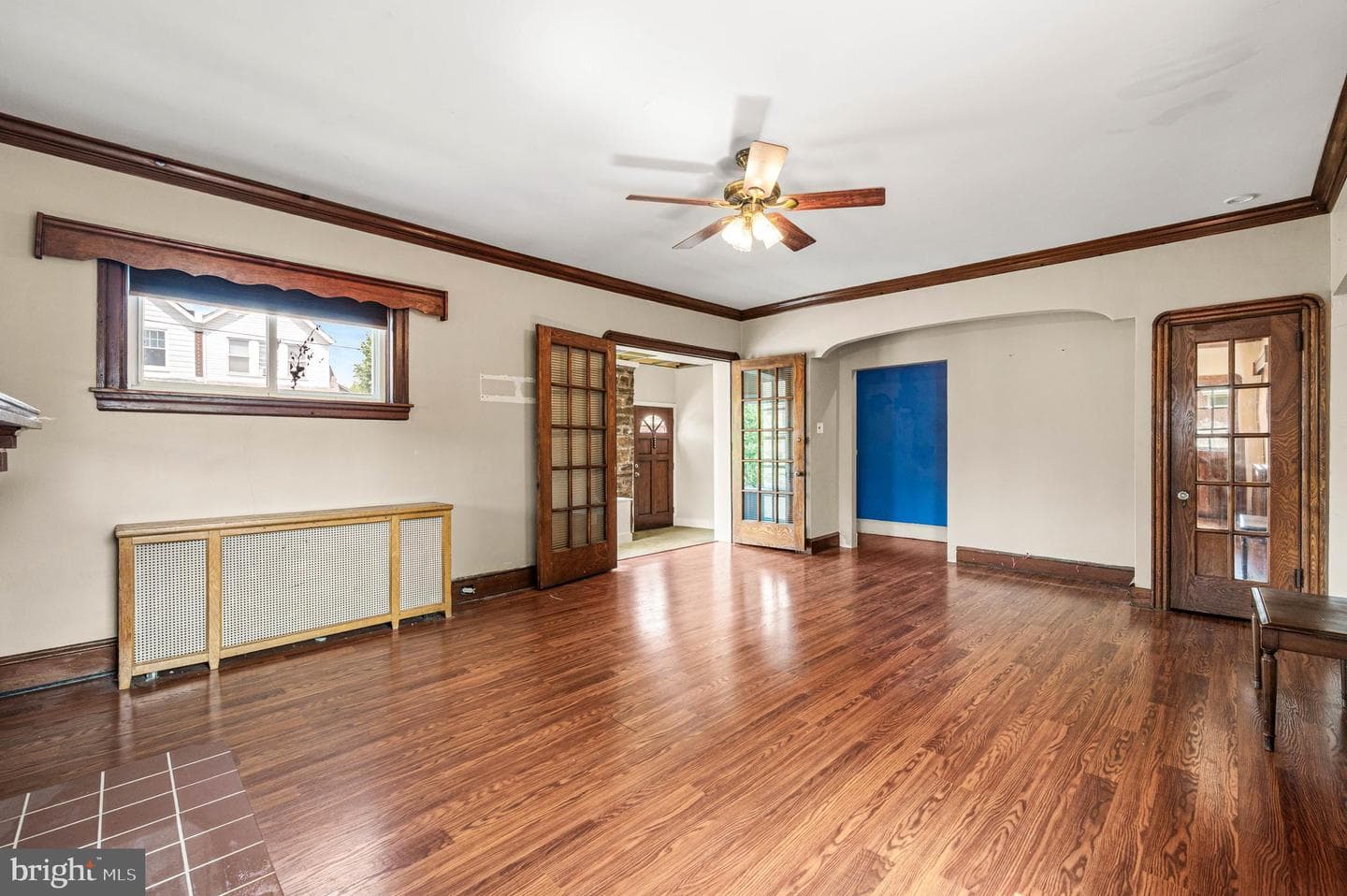 300 Gilham Street photo 6