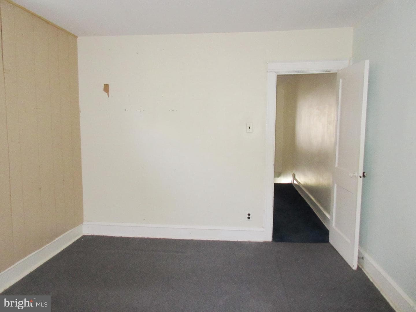 6226 Hasbrook Avenue photo 26