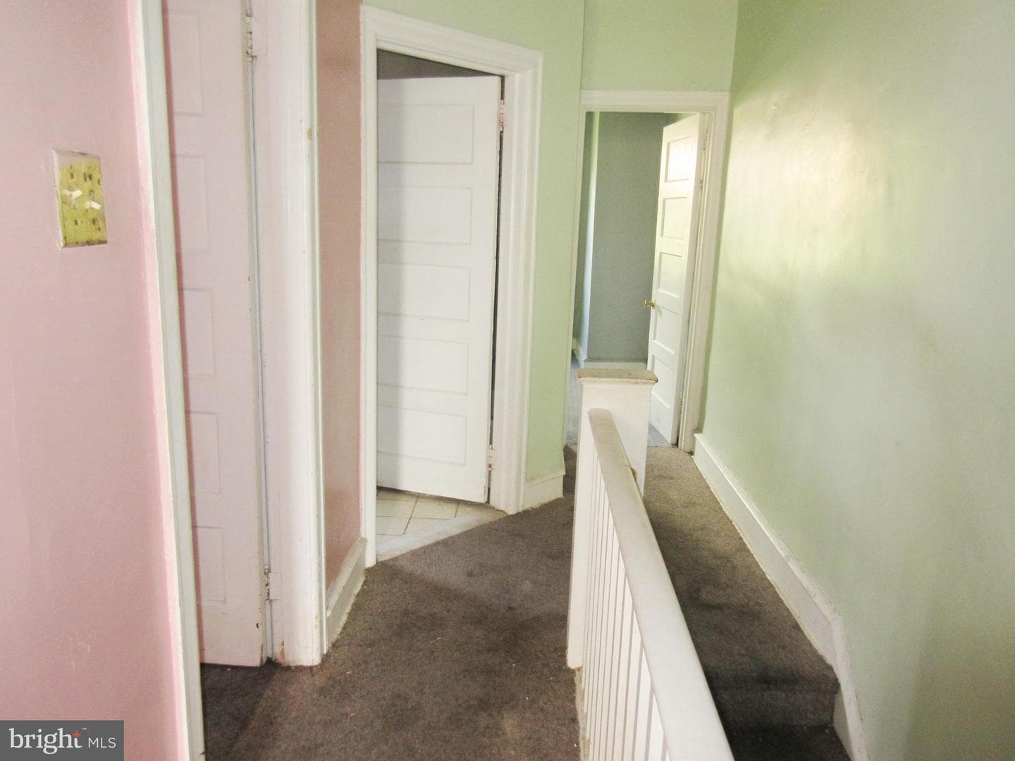 177 Roselyn Street photo 20