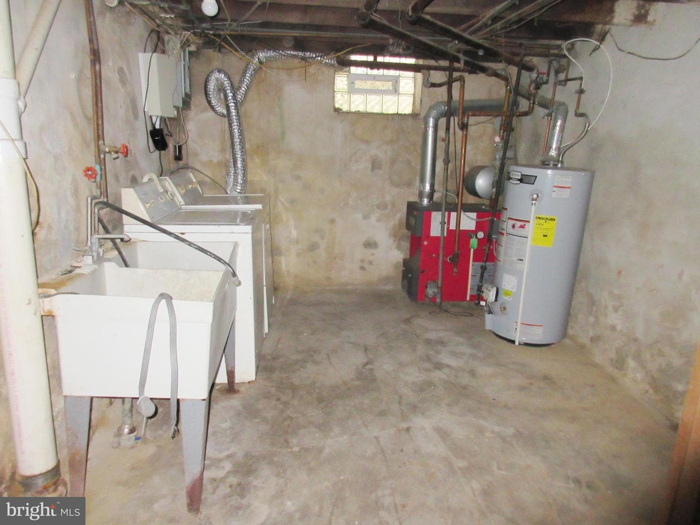 177 Roselyn Street photo 24