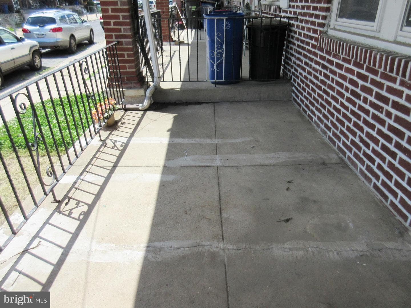 177 Roselyn Street photo 29