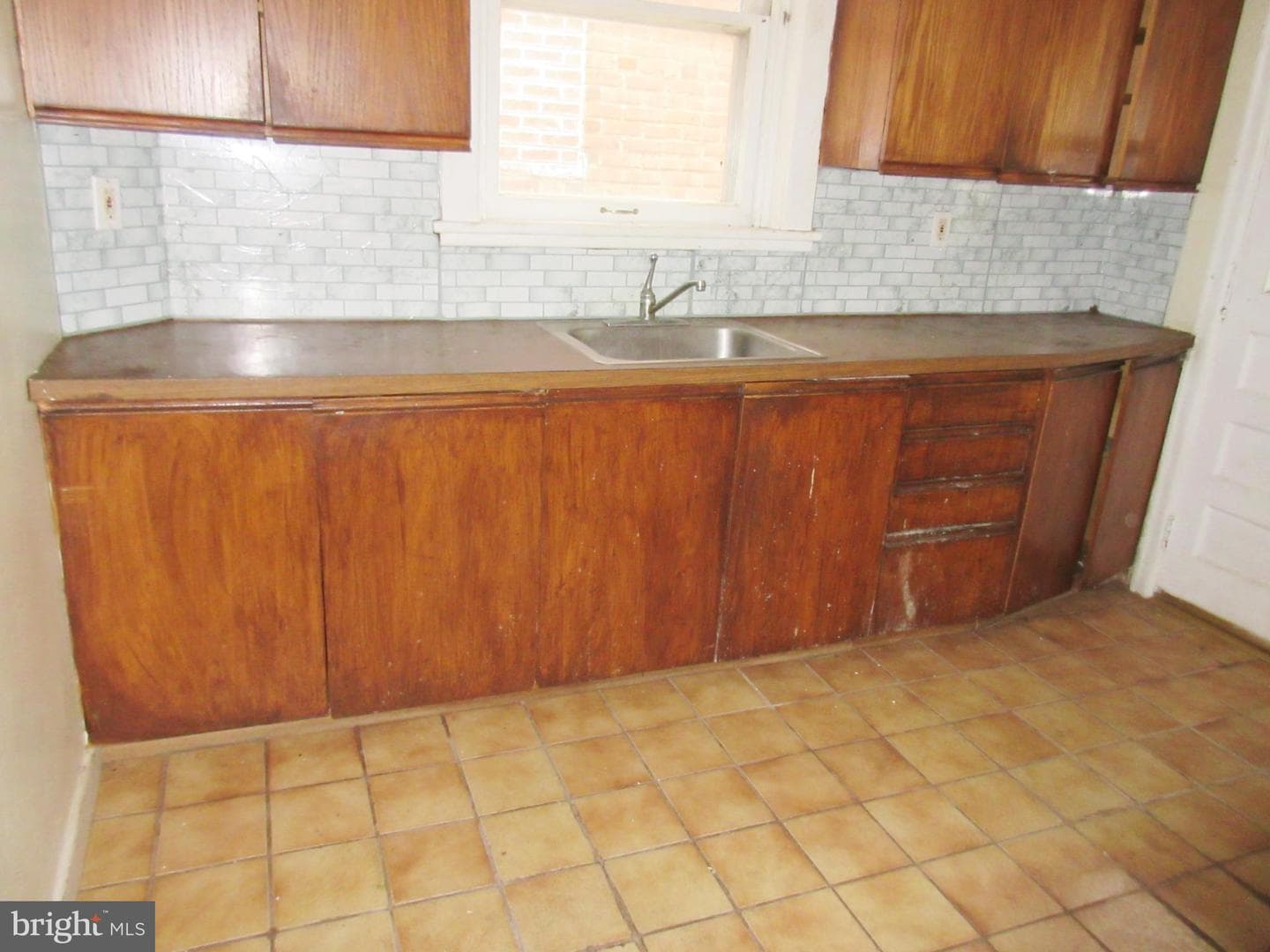 177 Roselyn Street photo 8