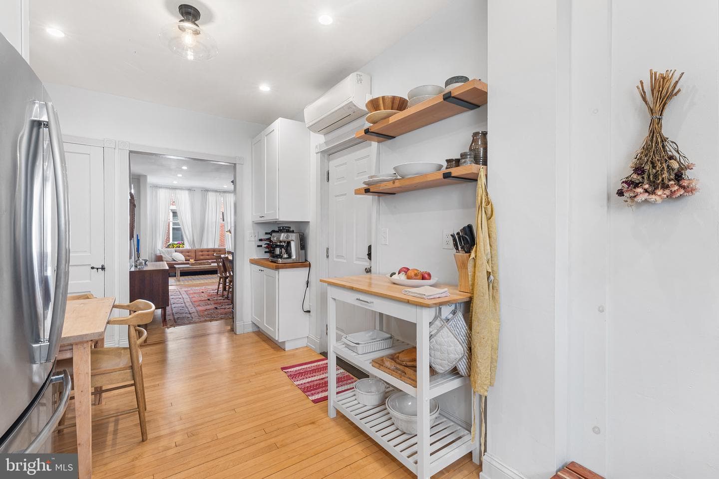 810 Mercer Street photo 14