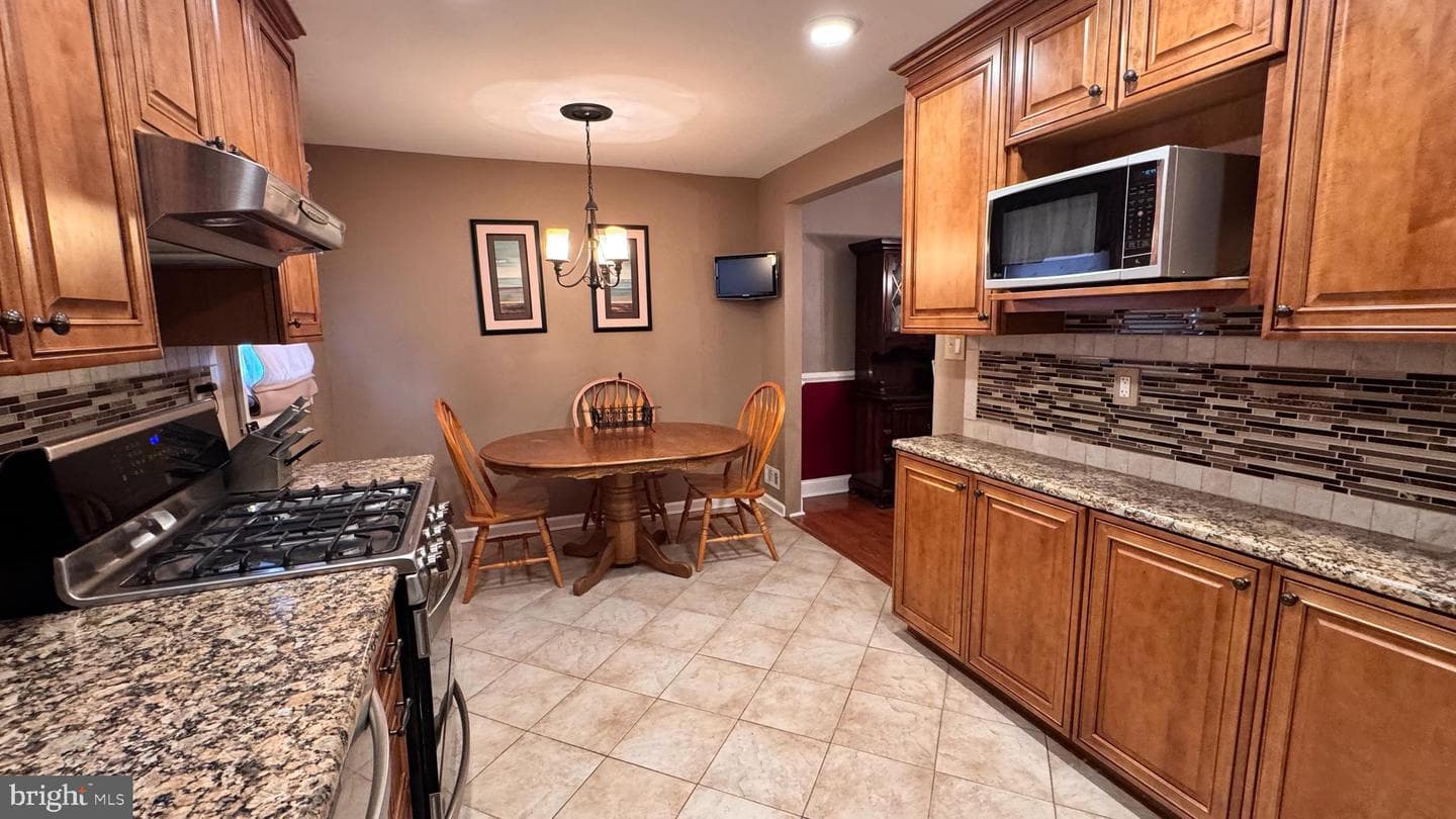 3976 Carteret Drive photo 5