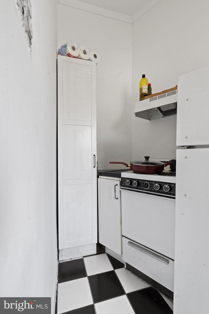 1117 N 66th Street photo 6