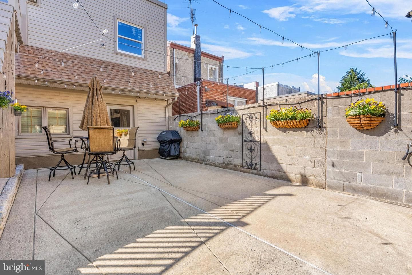 2671 Almond Street photo 30