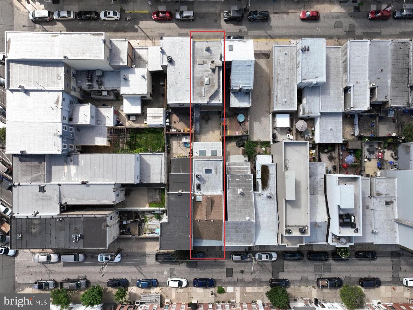 2671 Almond Street photo 39
