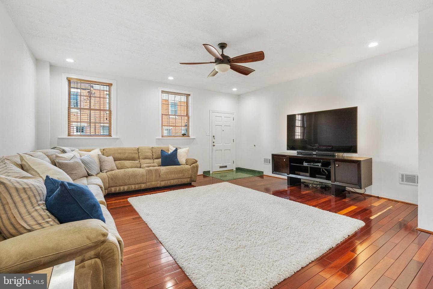 2671 Almond Street photo 4