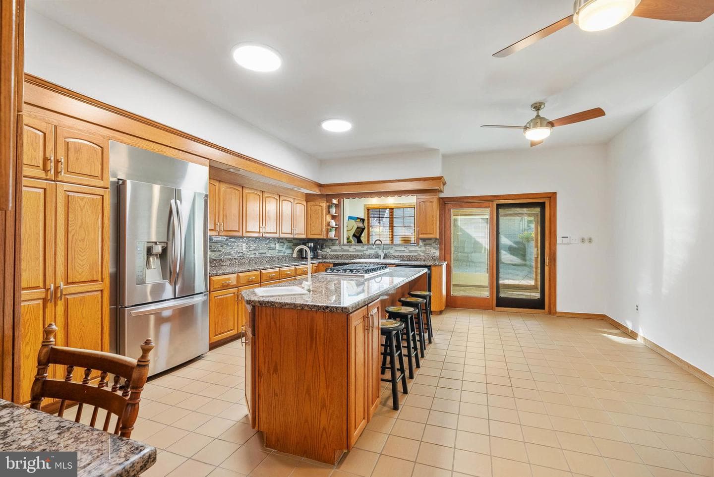 2671 Almond Street photo 7