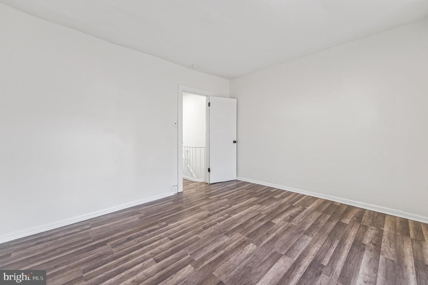 2204 Yelland Street photo 18