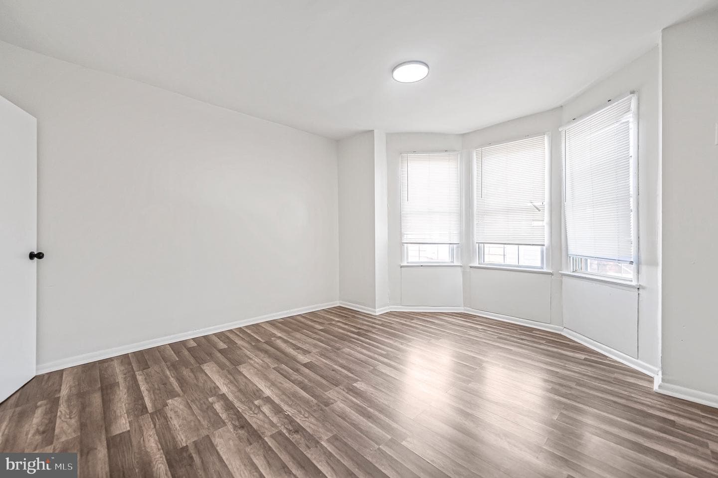 2204 Yelland Street photo 19