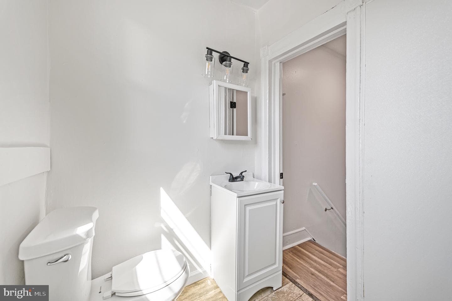 2204 Yelland Street photo 22
