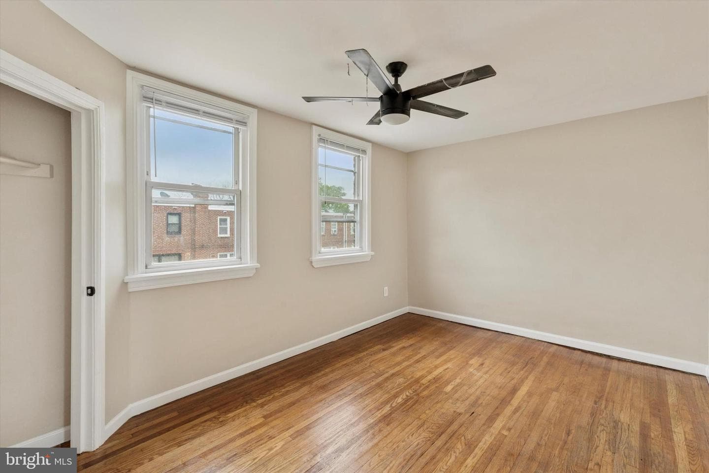 6329 Hegerman Street photo 15