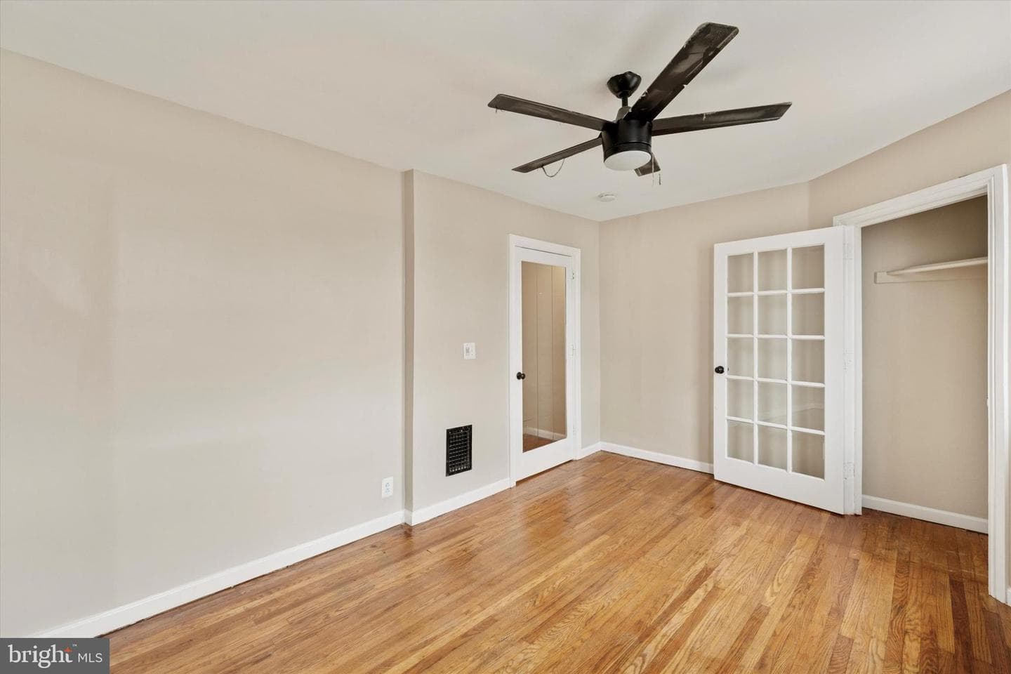 6329 Hegerman Street photo 17