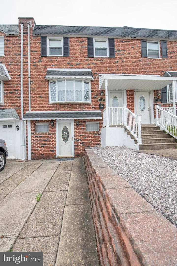 3303 Gurley Road photo 2