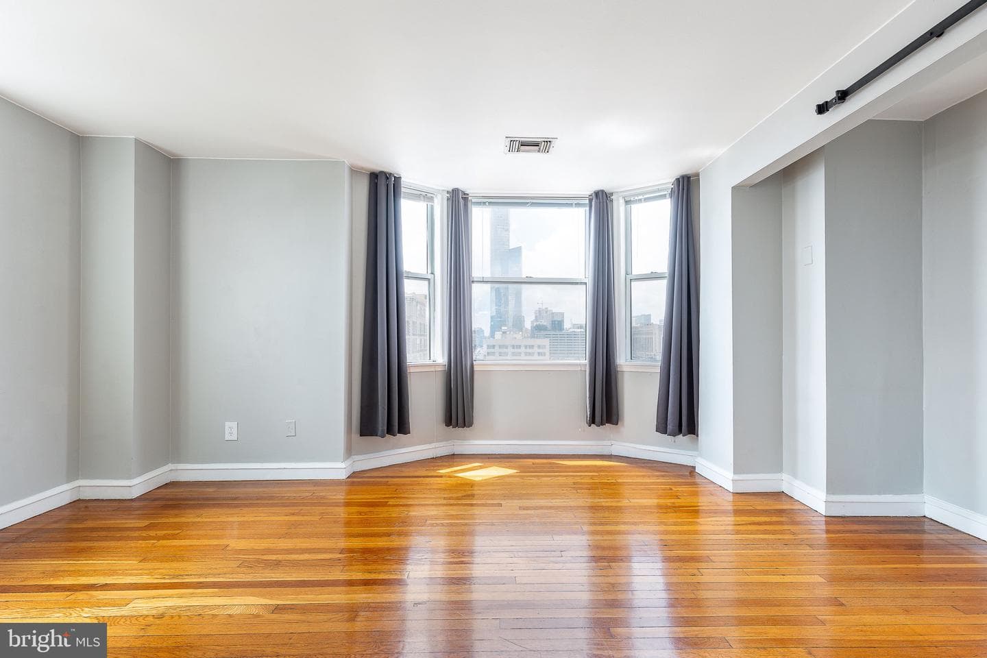 2135 Walnut Street #803 photo 28