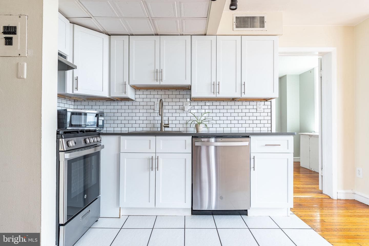 2135 Walnut Street #803 photo 3