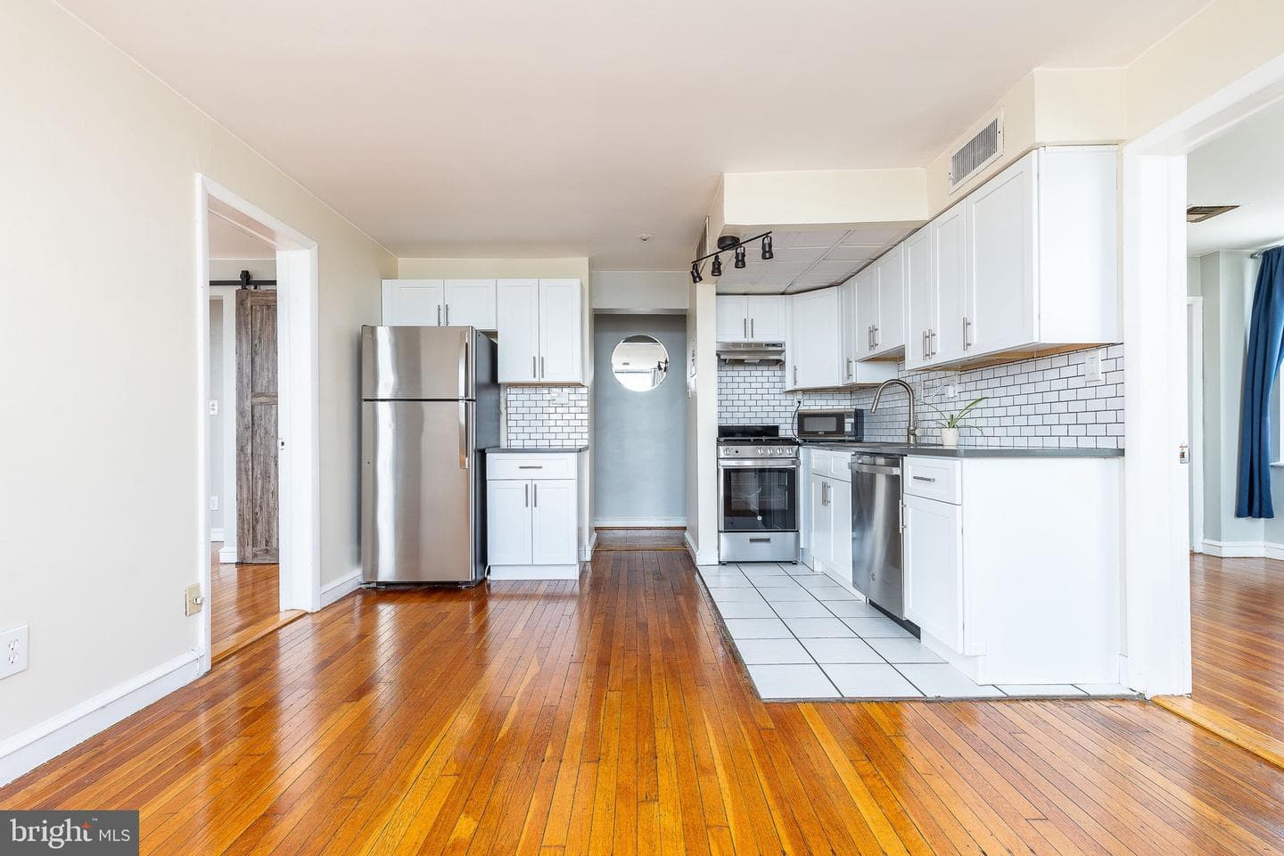 2135 Walnut Street #803 photo 9