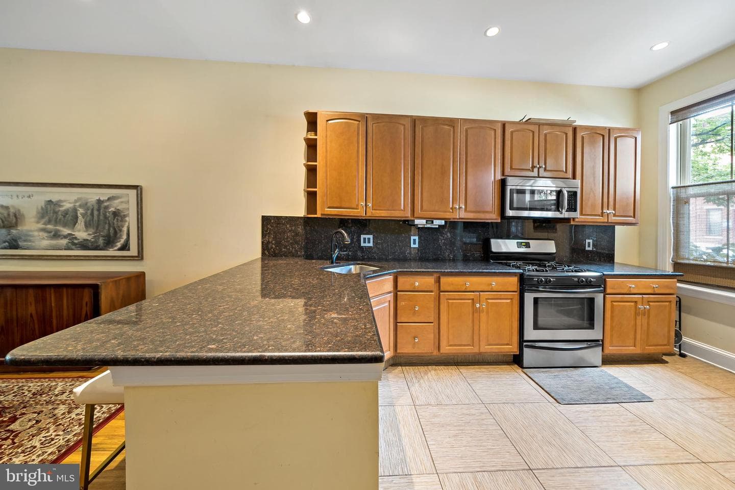 1812 Fairmount Avenue photo 2