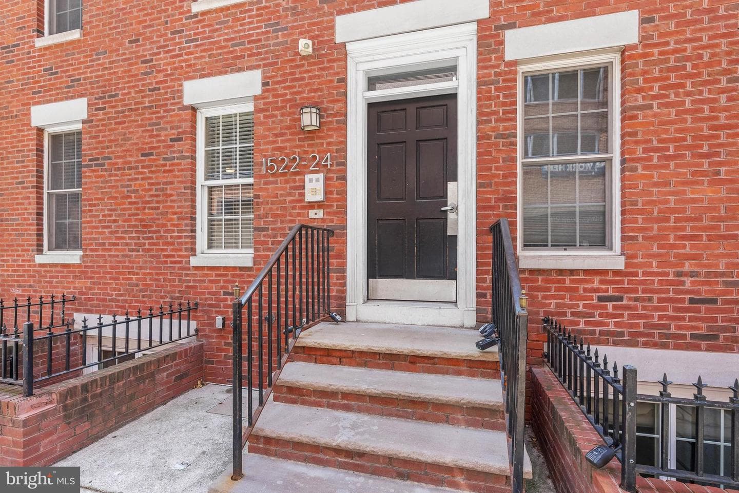 1522 Race St # 1 photo 3