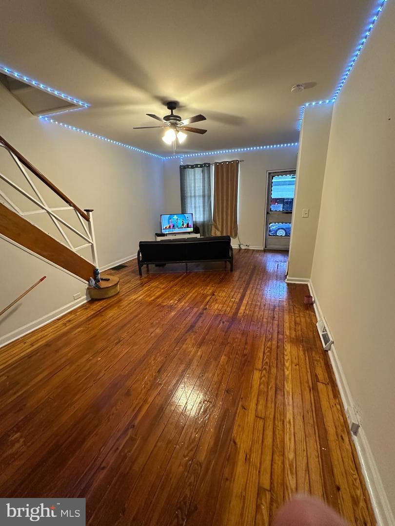 2054 Albright Street photo 3
