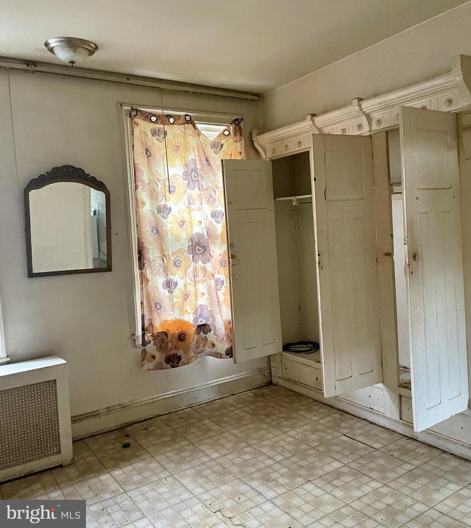 542 W Tioga Street photo 1