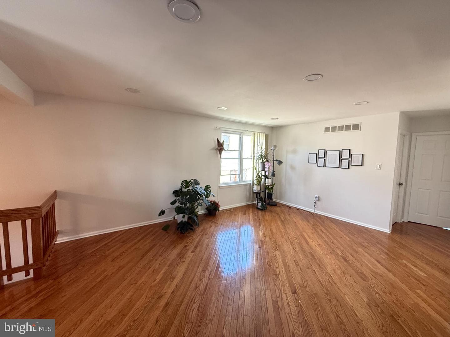 855 Barlow Street photo 11
