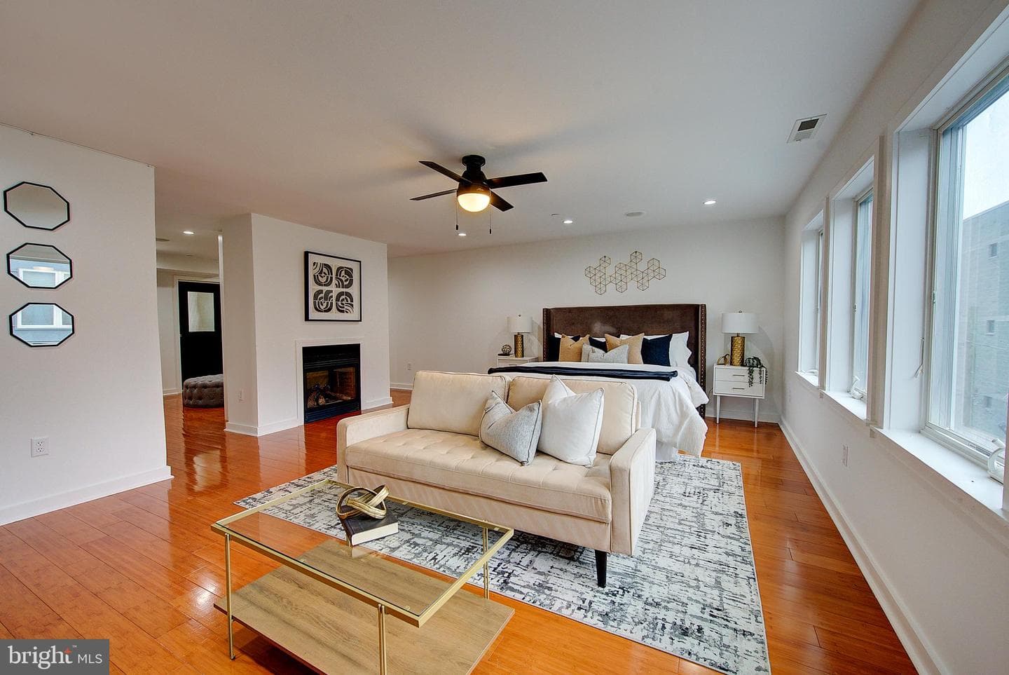 1426 Kenilworth Street photo 1