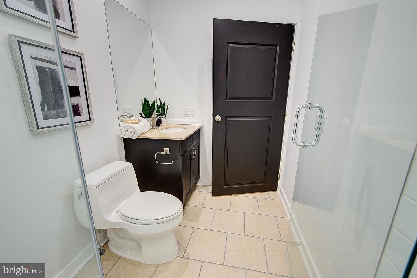1426 Kenilworth Street photo 10