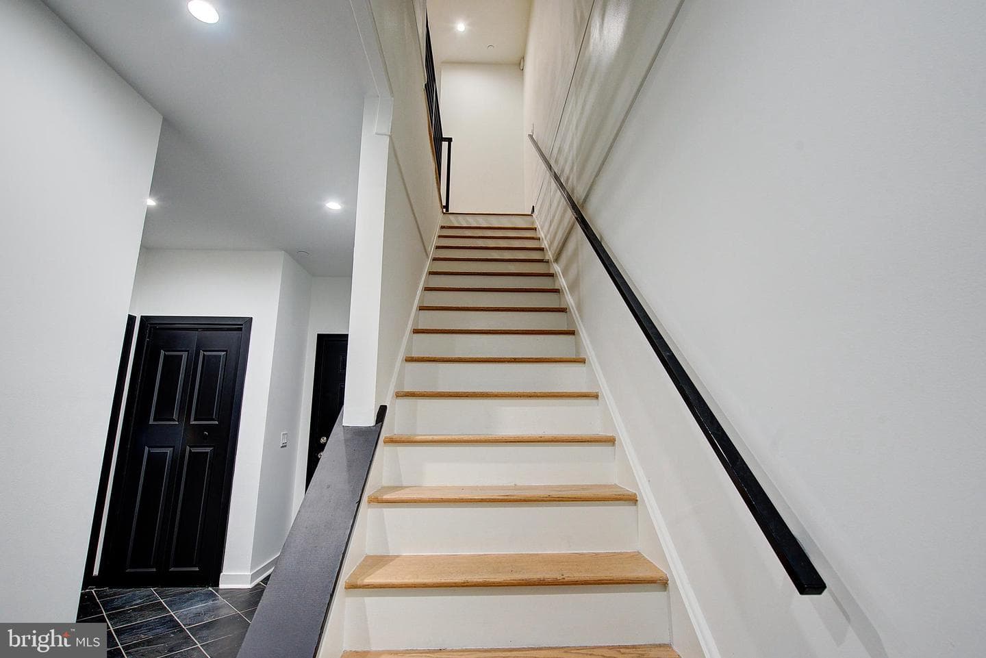 1426 Kenilworth Street photo 14