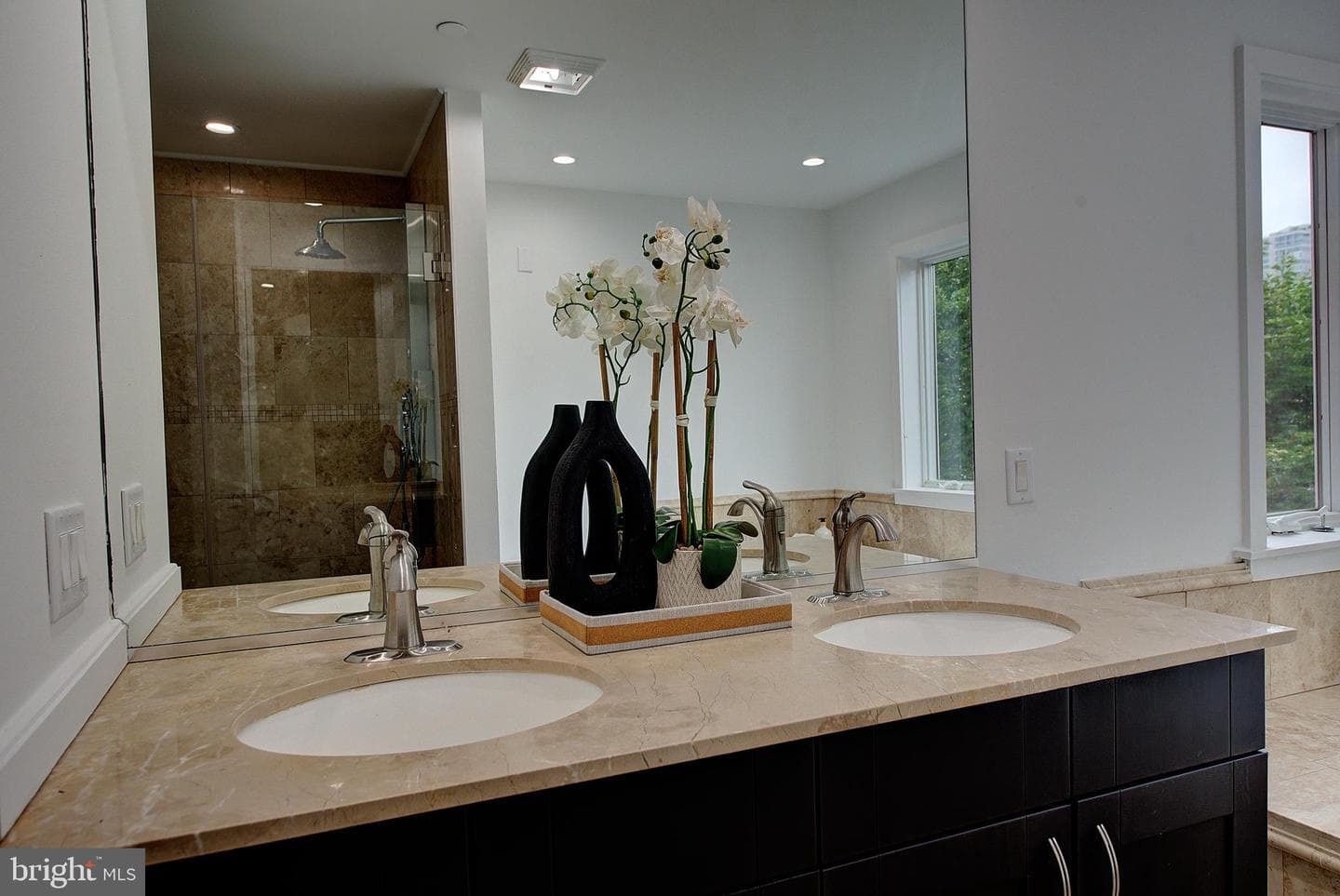 1426 Kenilworth Street photo 35