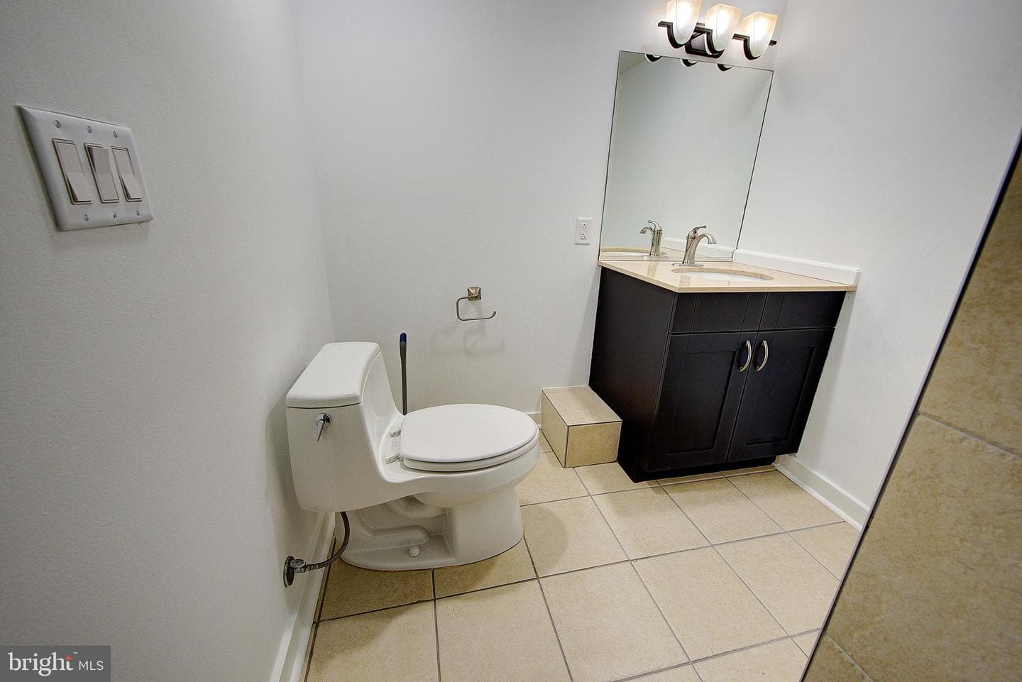1426 Kenilworth Street photo 58