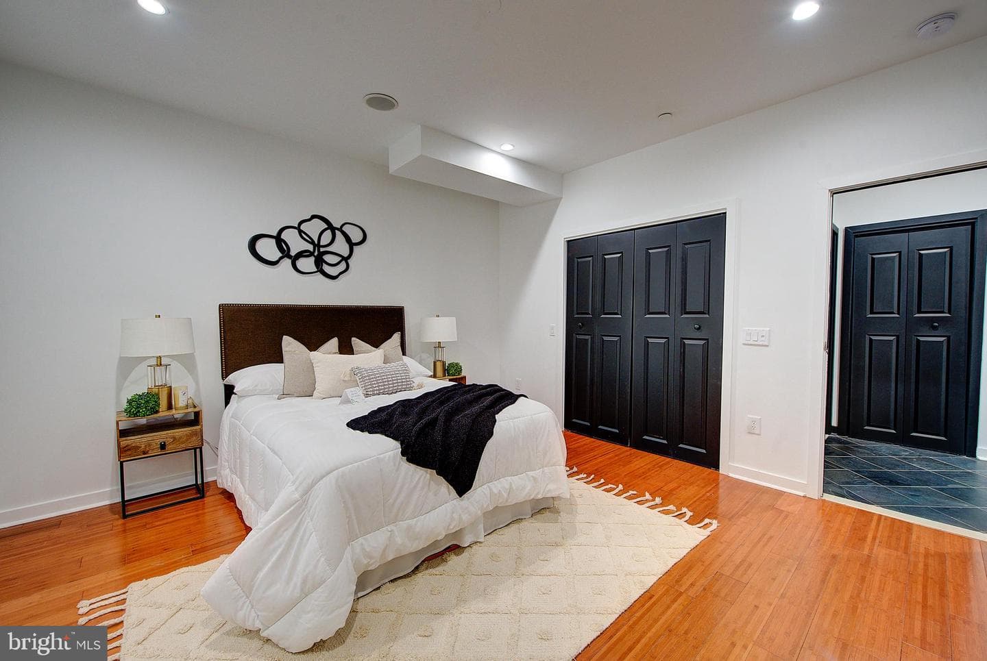 1426 Kenilworth Street photo 8