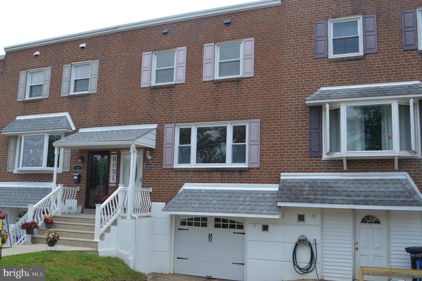10209 Woburn Place photo 1