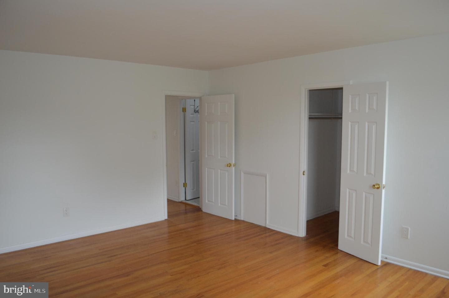 10209 Woburn Place photo 10