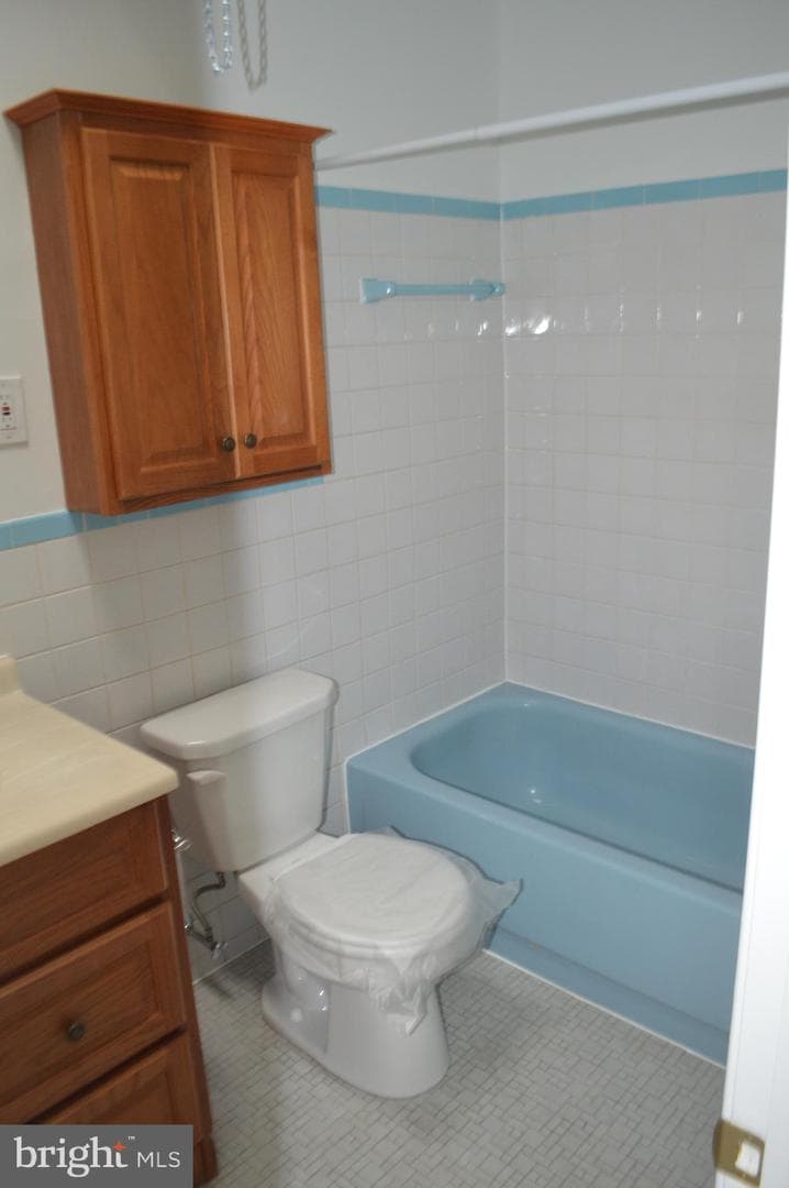 10209 Woburn Place photo 11