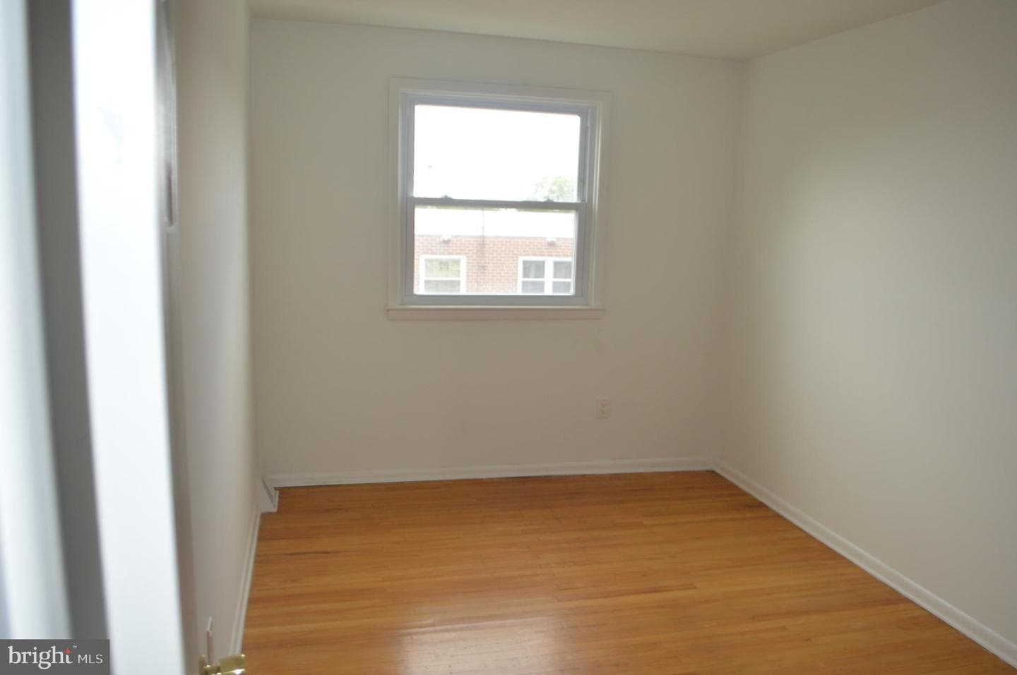 10209 Woburn Place photo 13