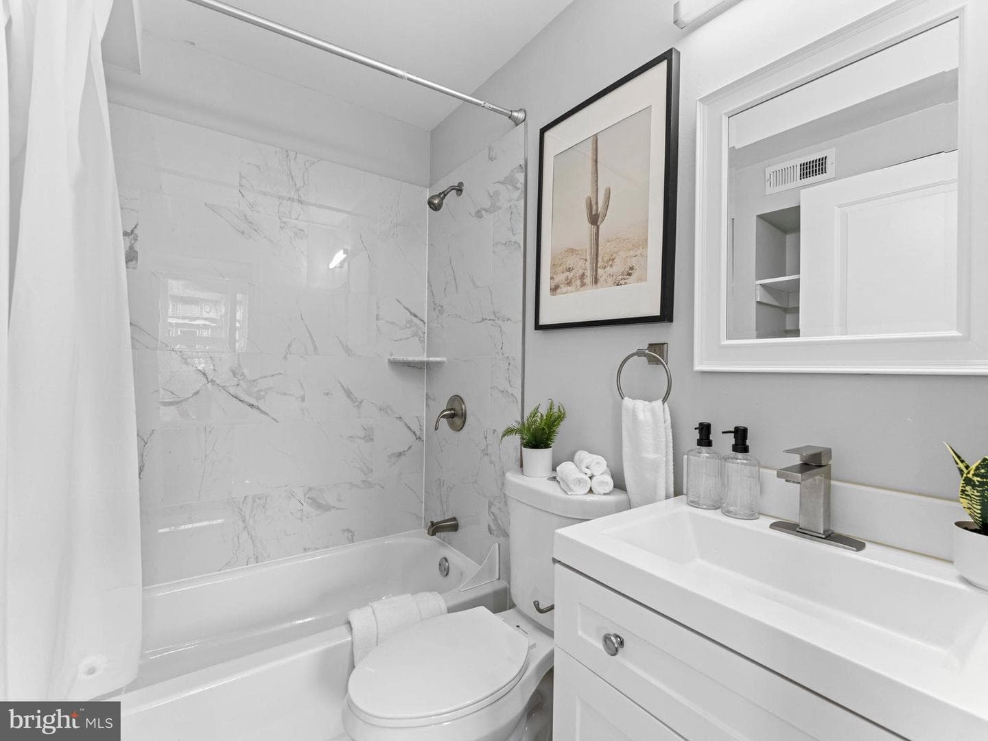 624 S 42nd Street photo 19