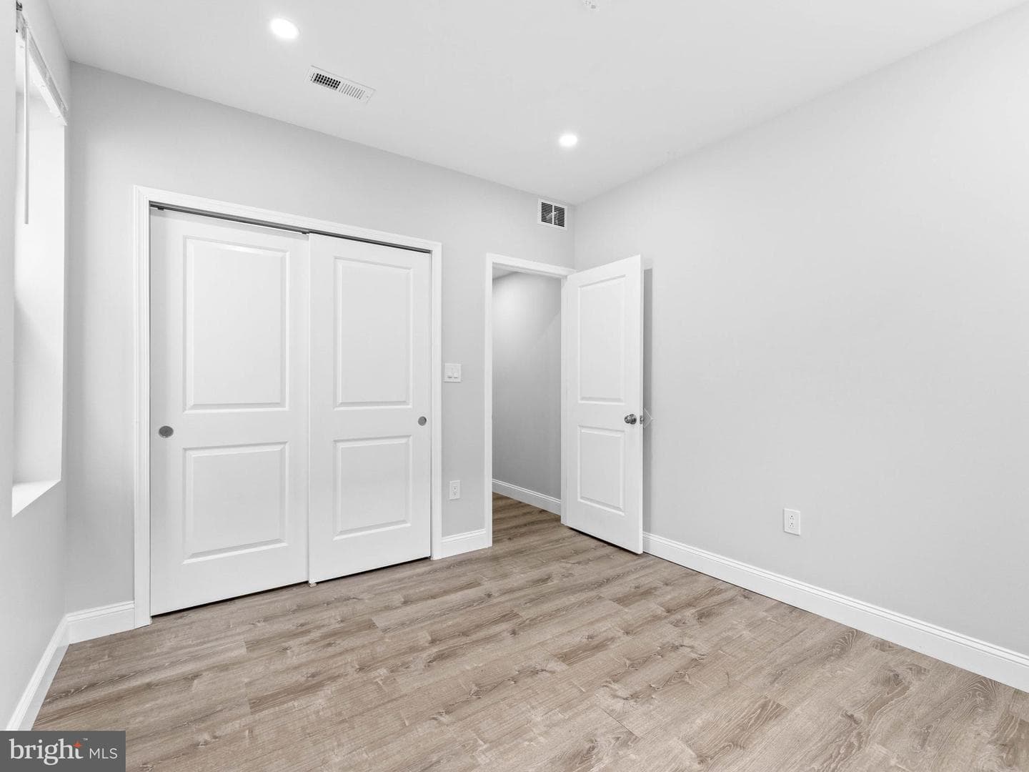624 S 42nd Street photo 24