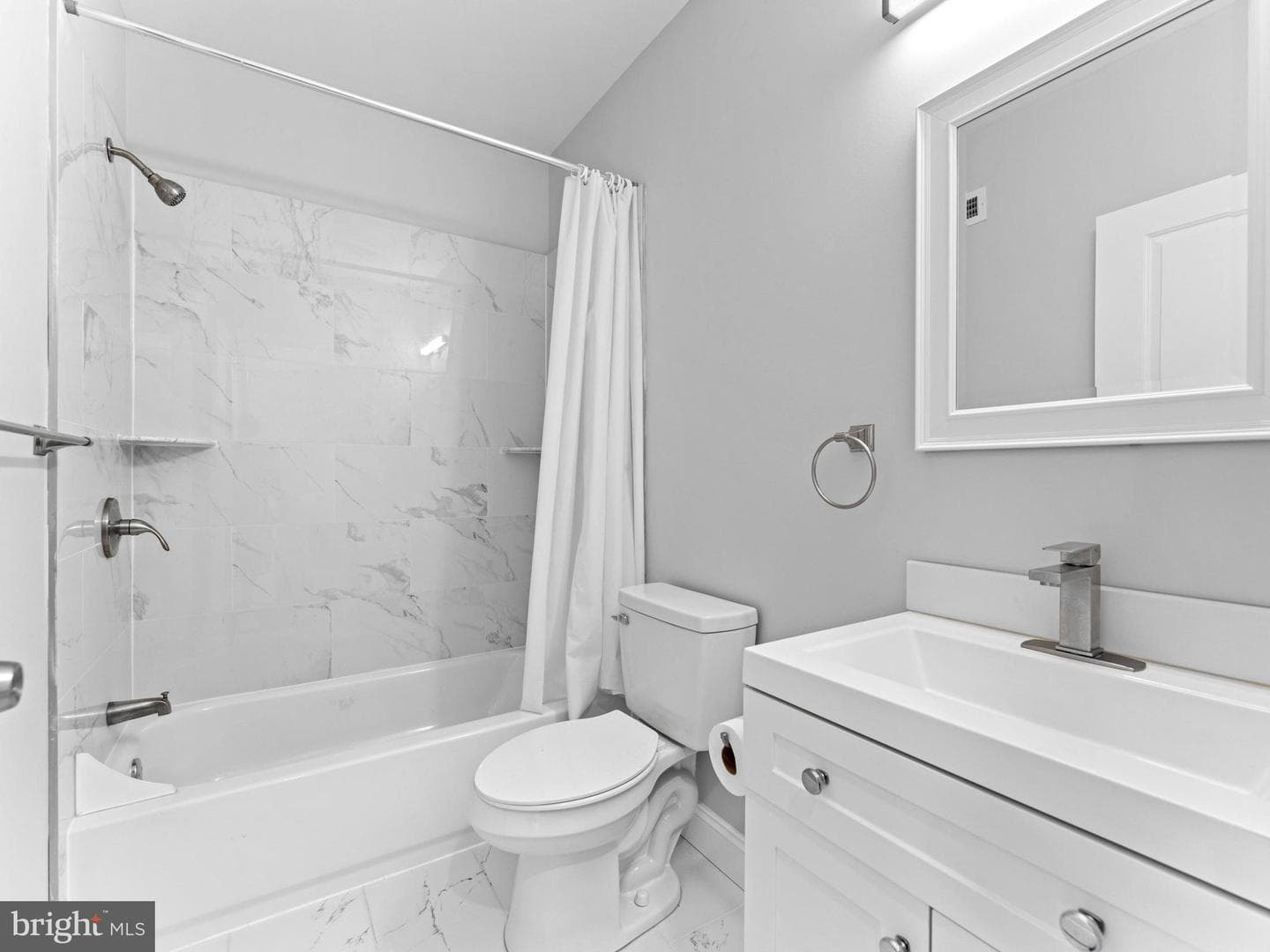 624 S 42nd Street photo 29