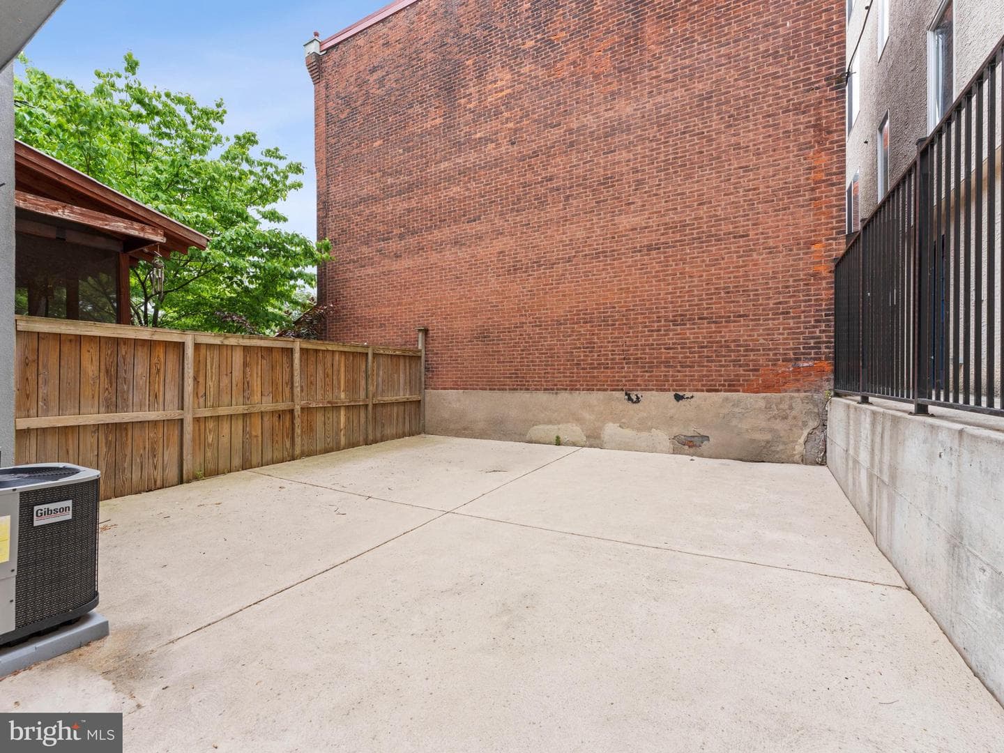 624 S 42nd Street photo 38