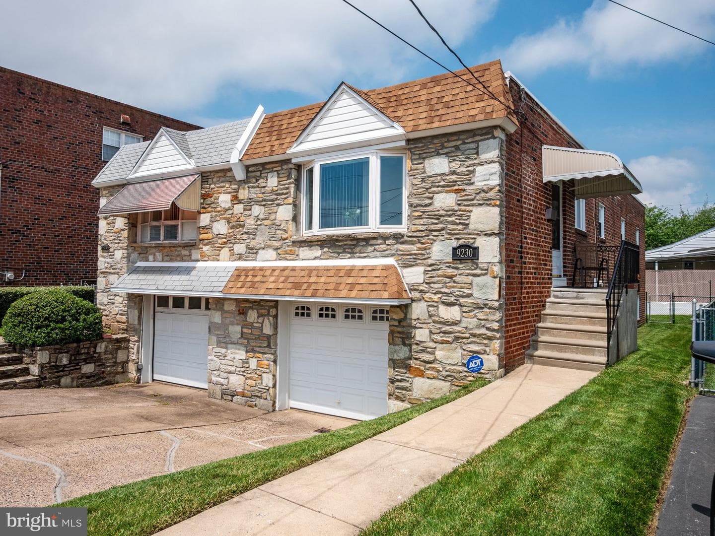 9230 Cottage Street photo 1