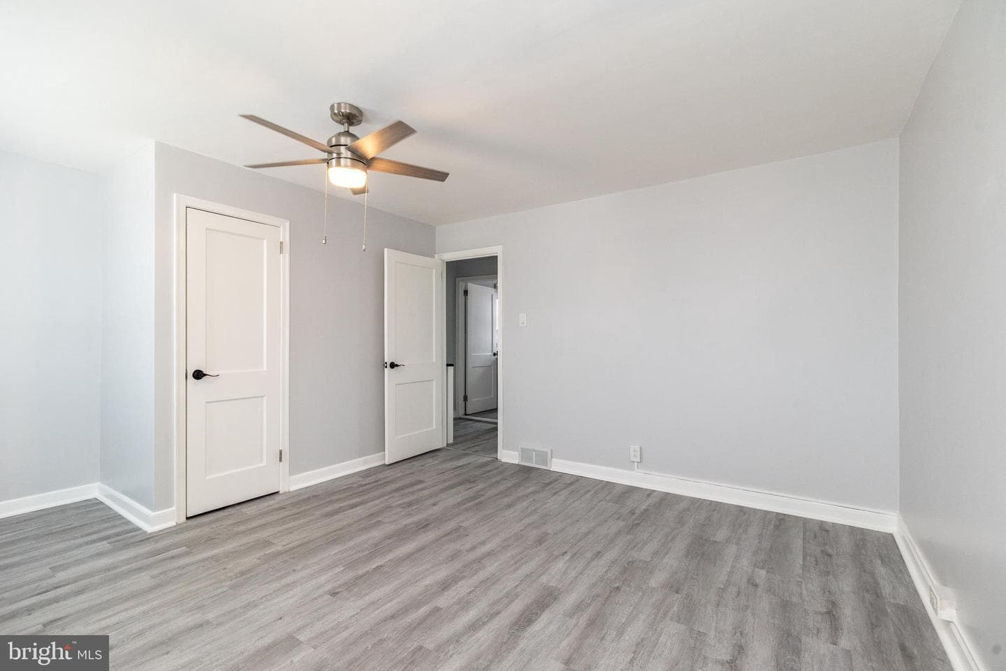 4534 Robbins Avenue photo 17